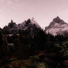 Weather ID: 10e1ee<br>Lake Ilinalta, facing East, 08:15