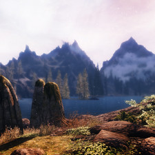 Weather ID: 10d9ec<br>Lake Ilinalta, facing East, 08:15